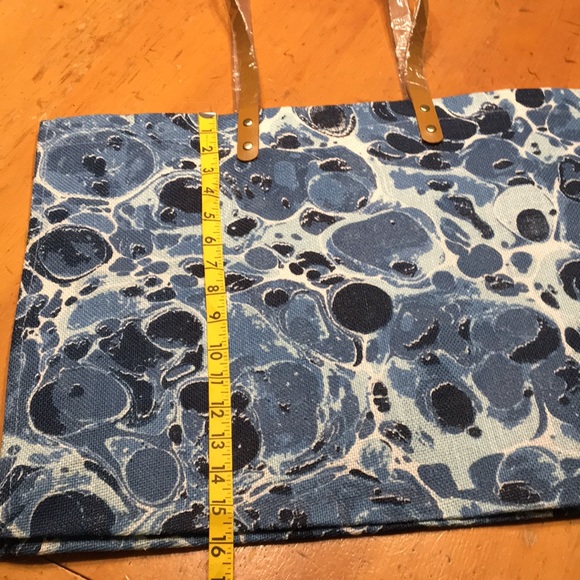 Two’s Company Beach Tote Bag - Picture 4 of 8